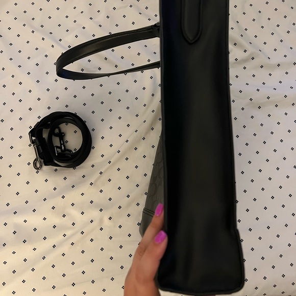 Authentic Coach Black Tote (Used twice) comes with straps. - Picture 4 of 7